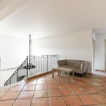 Magnifique Avec Piscine Et Hammam 别墅